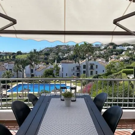 Apartment Marbella, Arqueros Golf & Country Club, Sleeps 7 1 Child